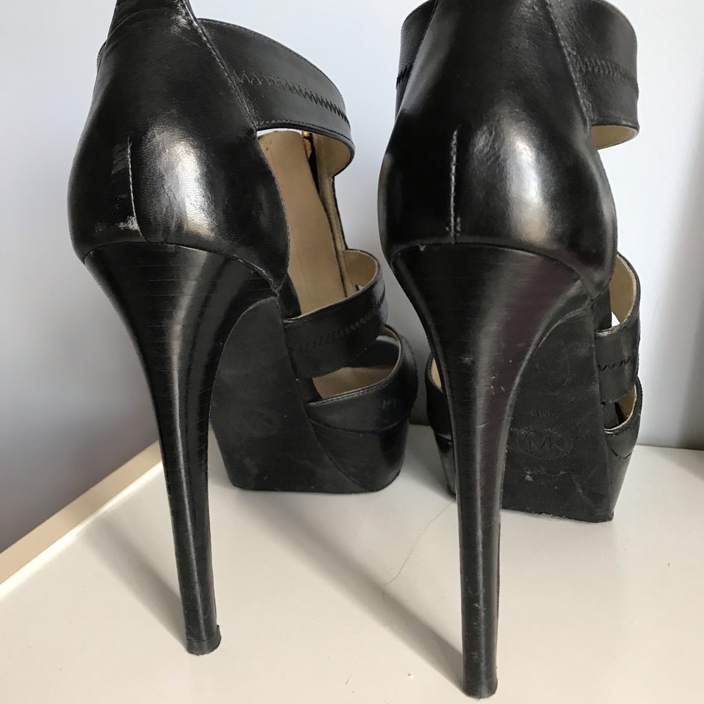 Michael Kors leather platform heel - Picture 4 of 4